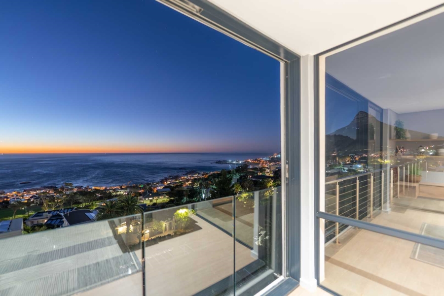7 Bedroom Property for Sale in Camps Bay Western Cape